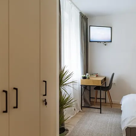 Luna - Romana Square Appartement Boekarest