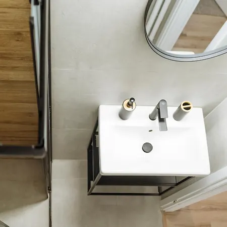 Luna - Romana Square Bükreş