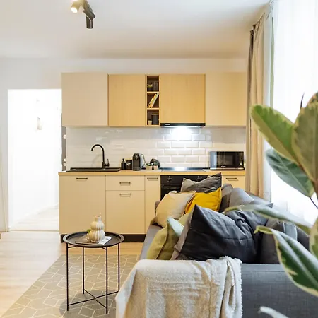 Luna - Romana Square Appartement