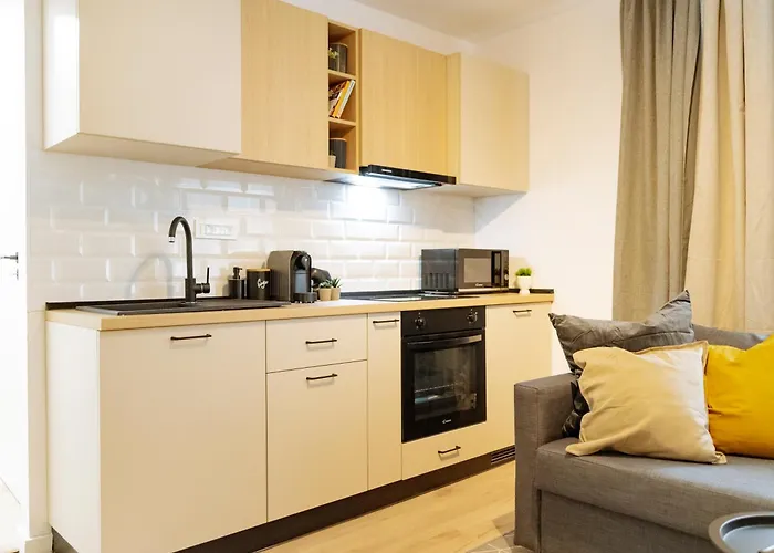 아파트 Luna - Romana Square