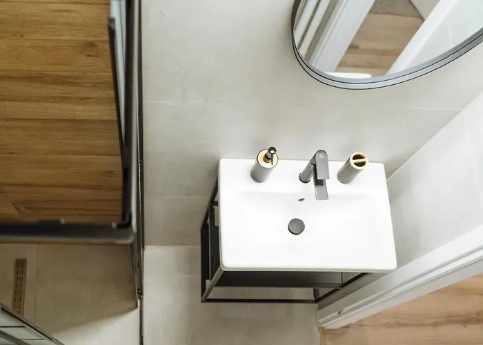 Luna - Romana Square Bucureşti