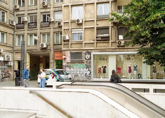 Luna - Romana Square I Metro Station I Self Check-in Appartement *
