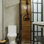 Luna - Romana Square I Metro Station I Self Check-in Бухарест